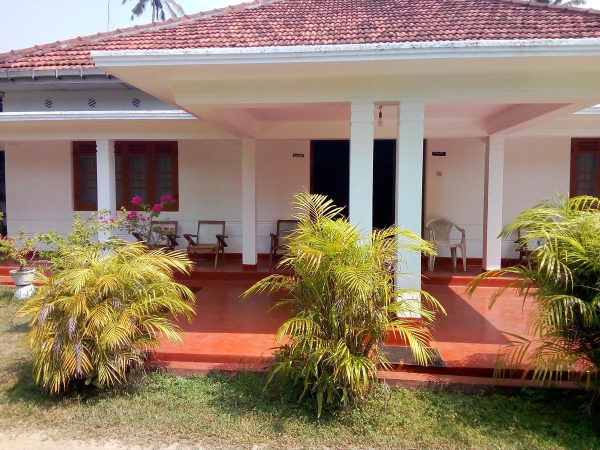 Ocean edge villa Midigama East Exteriör bild